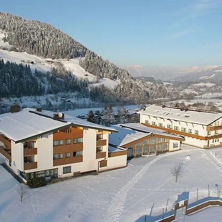 Alpenhof Отель Кирхберг