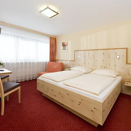 Alpenhof Szálloda 3*