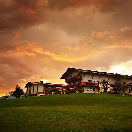 Alpenhof Hotel 3*
